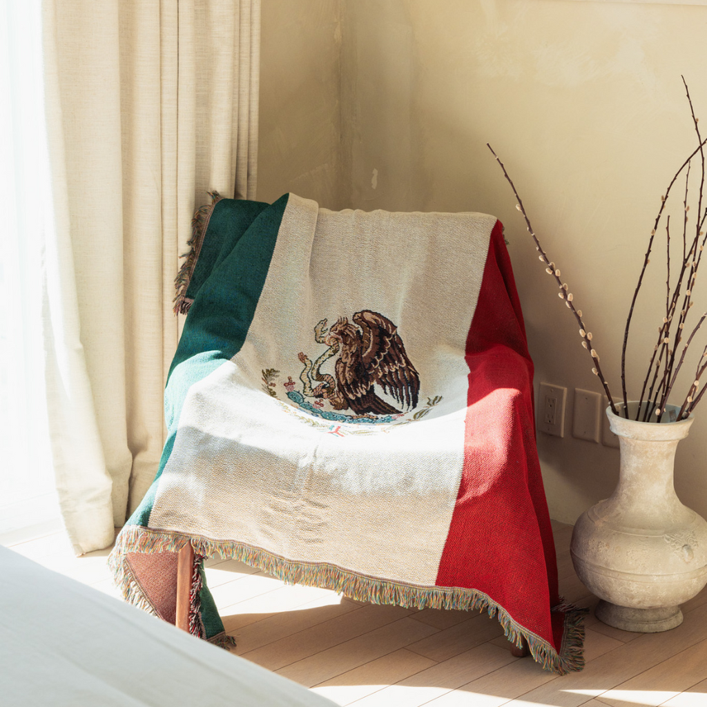 Mexico Flag Woven Throw Blanket – Cotton-Poly Blend | Sofa, Bed & Wall Décor