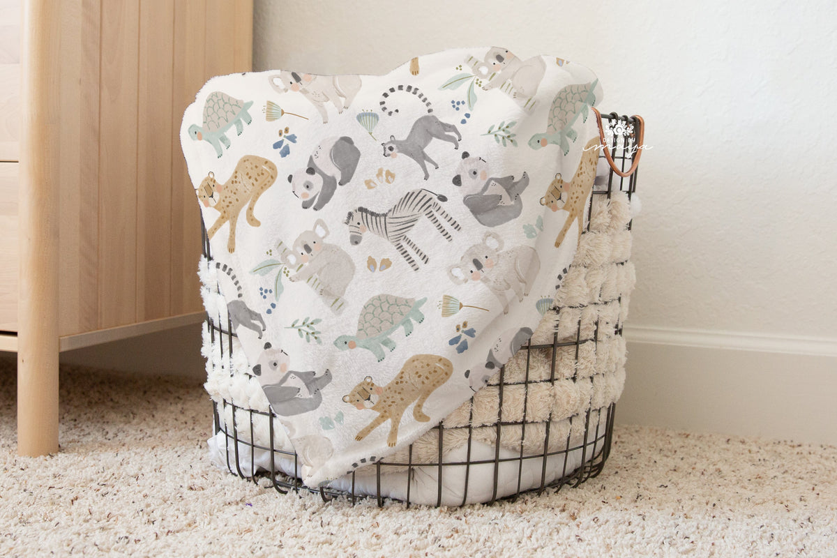 Baby Animals Ducks & Chicks Vintage Baby Blanket – Ultra-Soft Nursery Throw