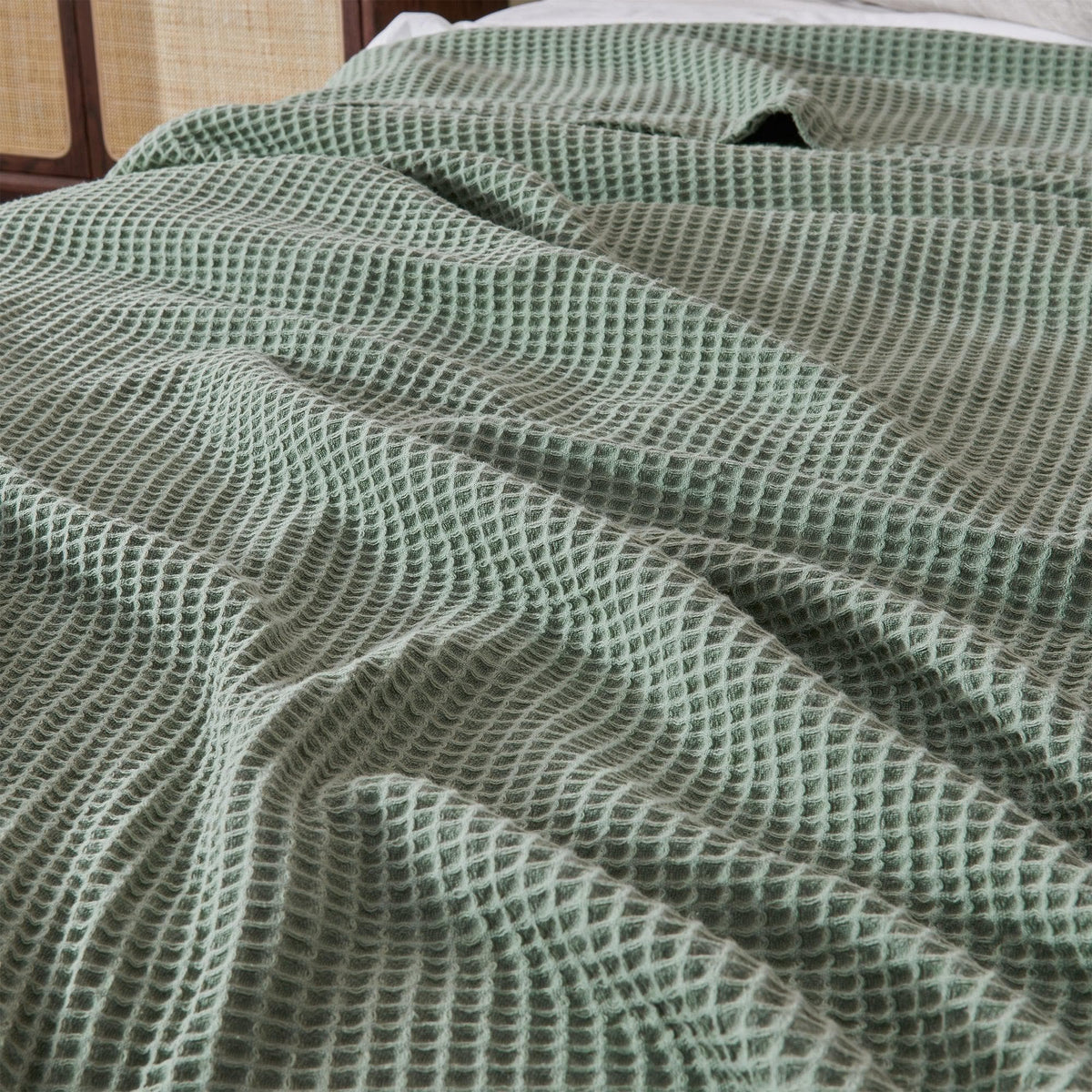Cotton Waffle Weave Throw Blanket – Lightweight & Breathable | Mikala Collection